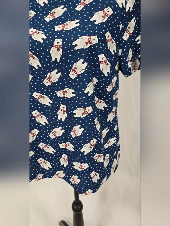 ModCloth women L polar bear christmas holiday blouse short sleeve AOP polka dot - Picture 3 of 7